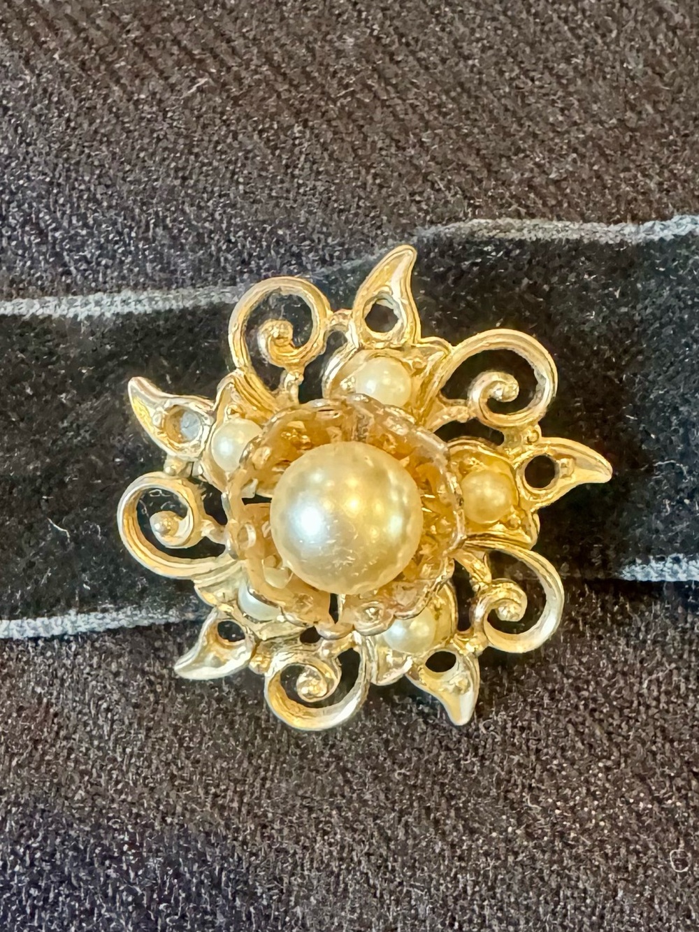 Vintage Victorian Style Gold Pearl Floral Choker/Brooch - Women Jewelry